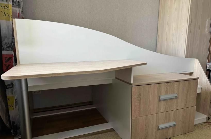 кровать 3в1  (кровать, комод, стол)