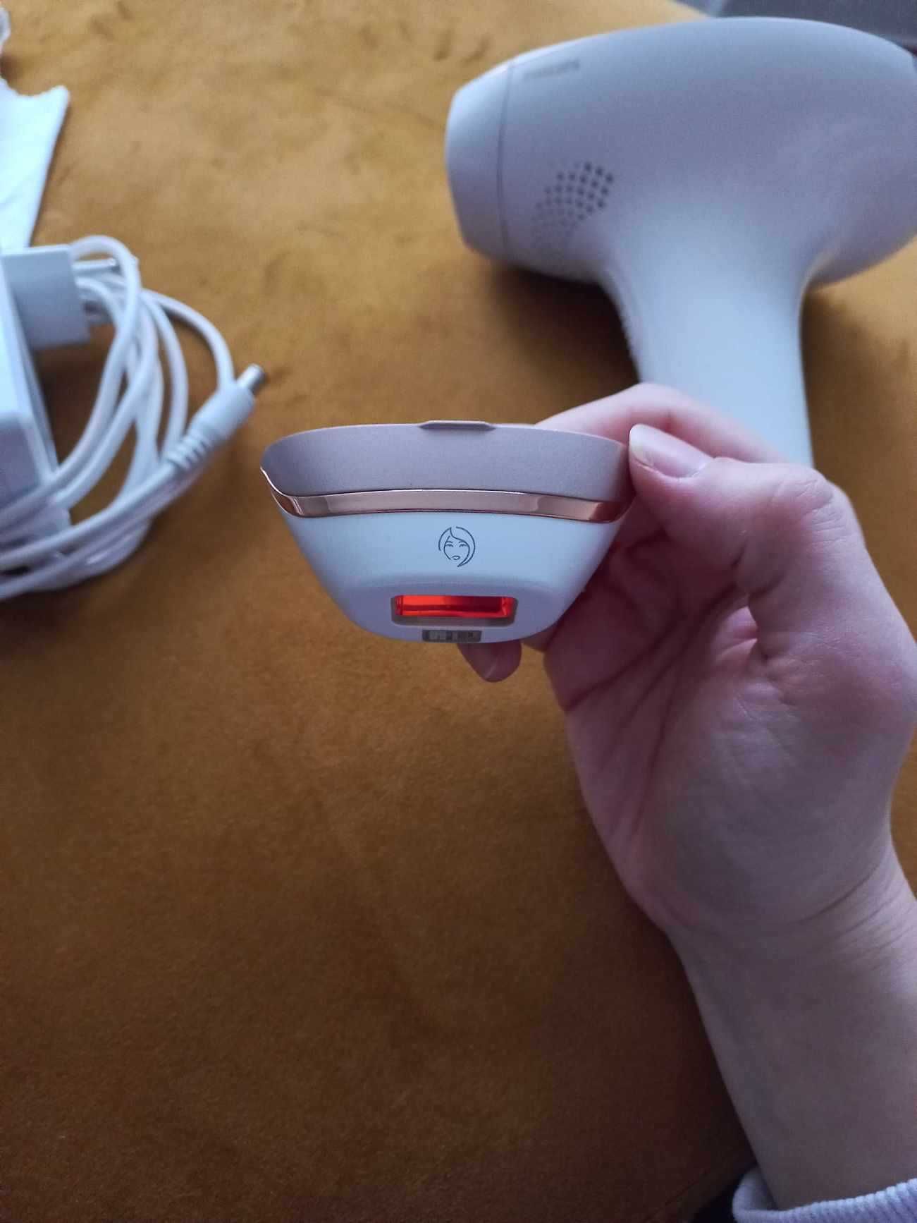 Промоционална цена - Дамски епилатор  PHILIPS LUMEA  ADVANCED BRI92400