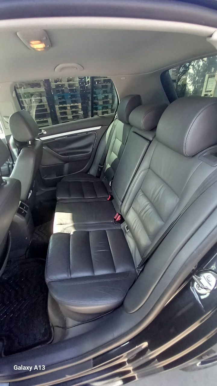 Vând Golf 5 2.0 BKD