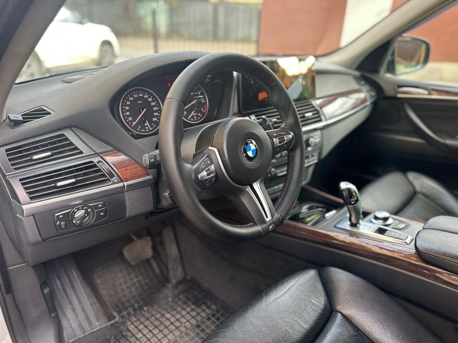 Продам БМВ Х5 или вариант обмена