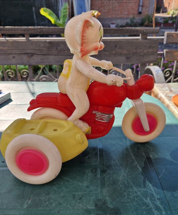 Стари играчки от Соца