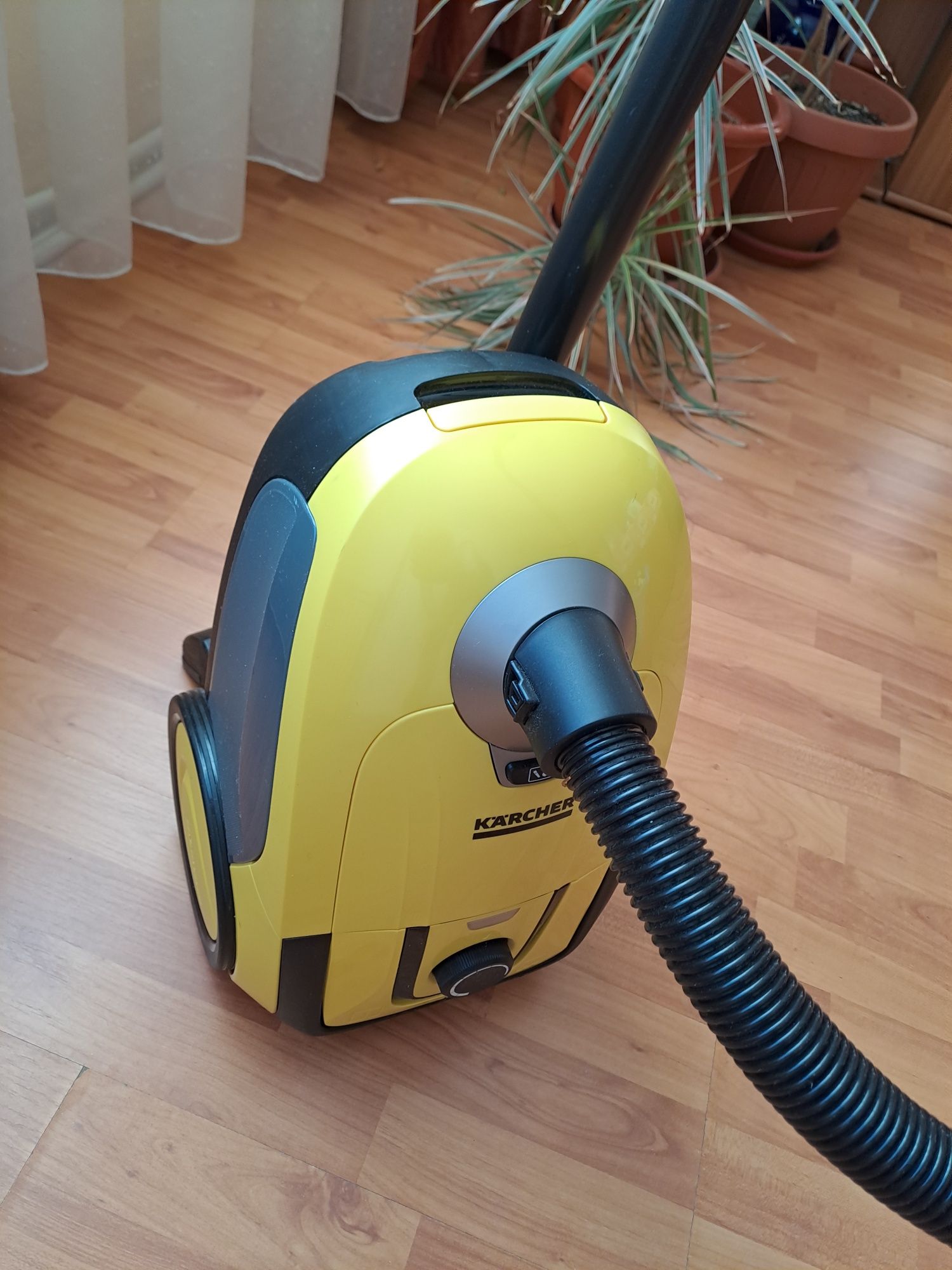 Aspirator Karcher VC2