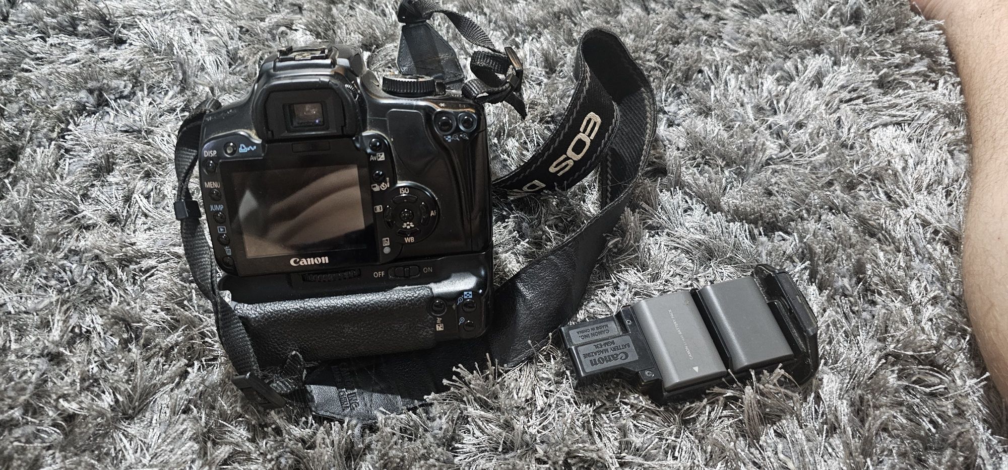 Canon 400D digital cu fusl battery grip
