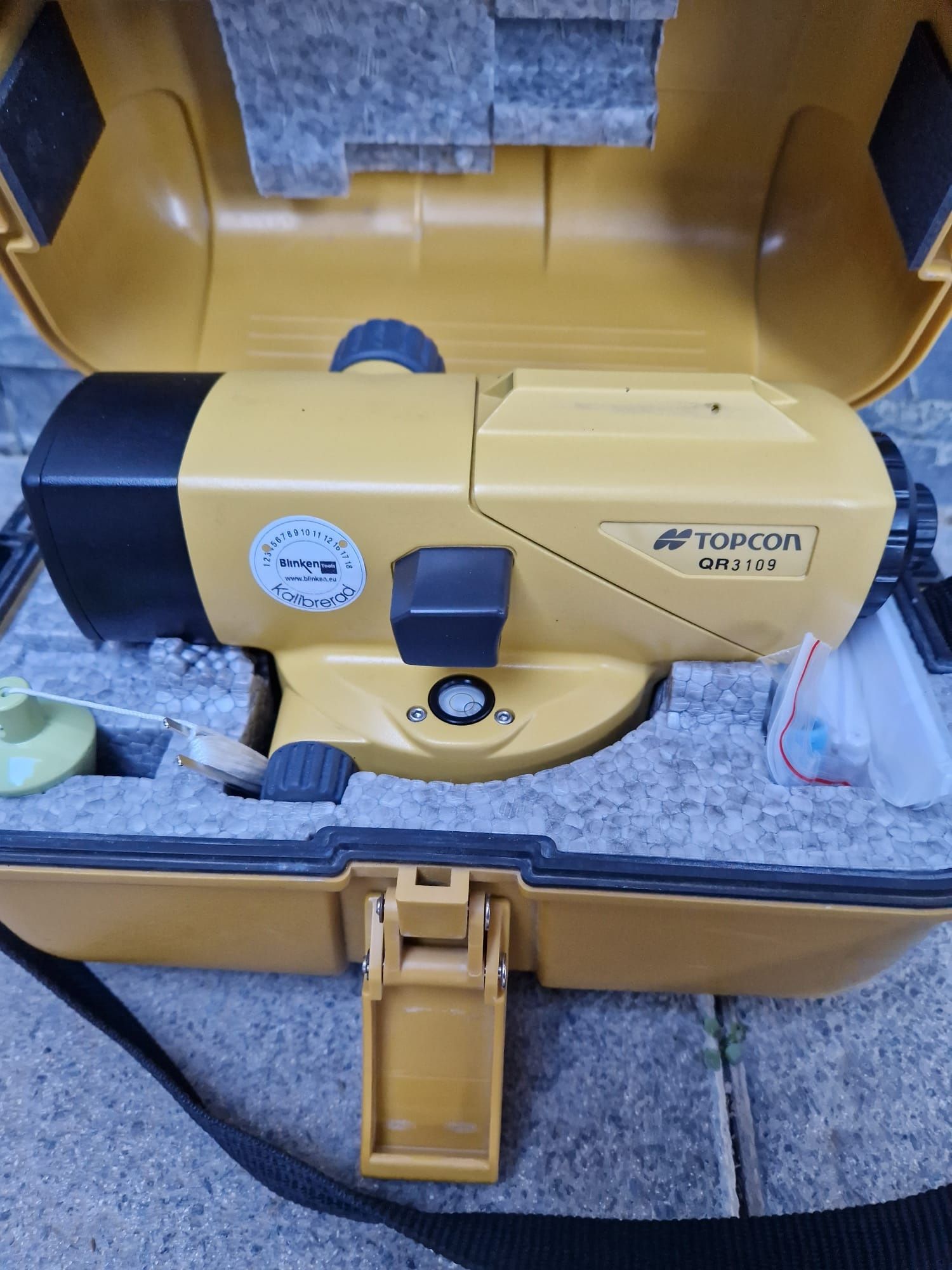 Topcon nivela optică