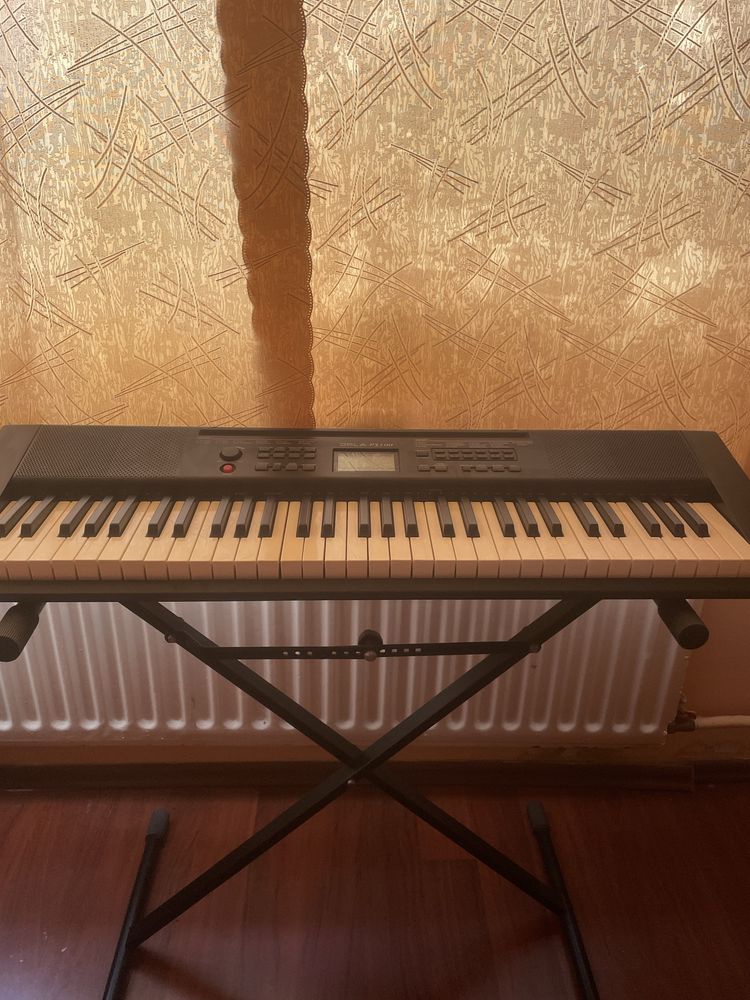 Синтезатор Orla px100