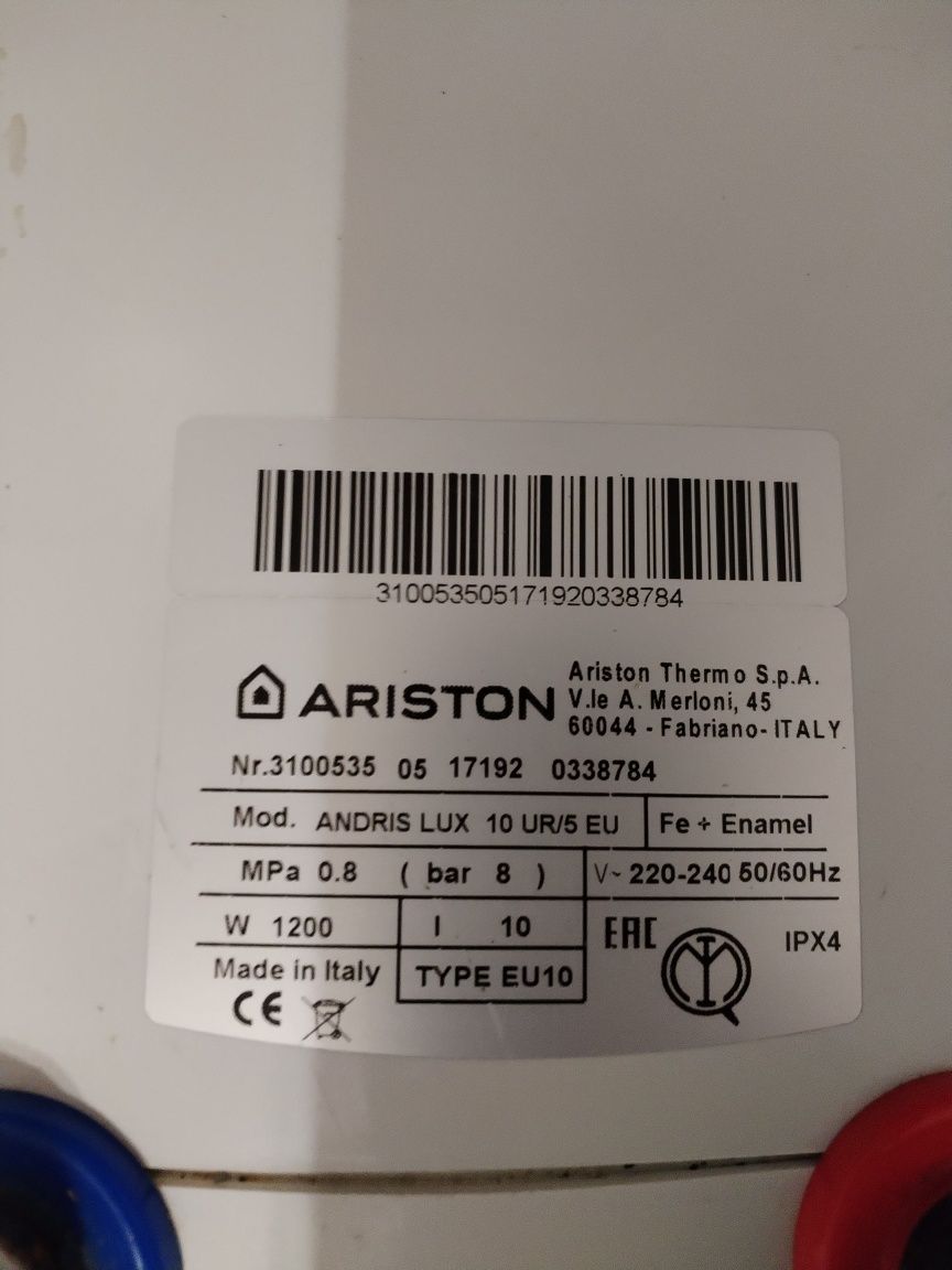 Boiler Ariston de 10 l