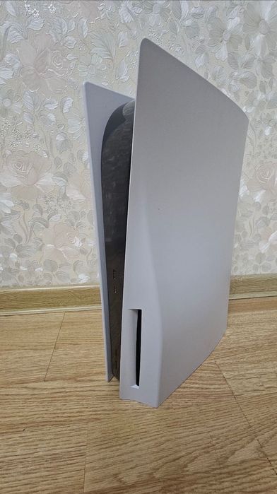 Продам PlayStation 5