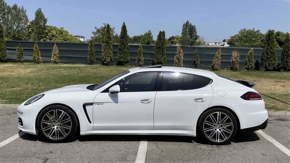 Porsche Panamera S e-hybrid