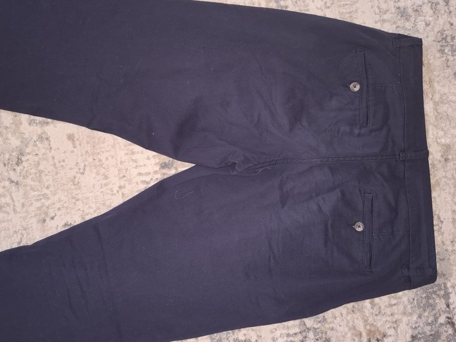 Pantaloni casual mărime 48