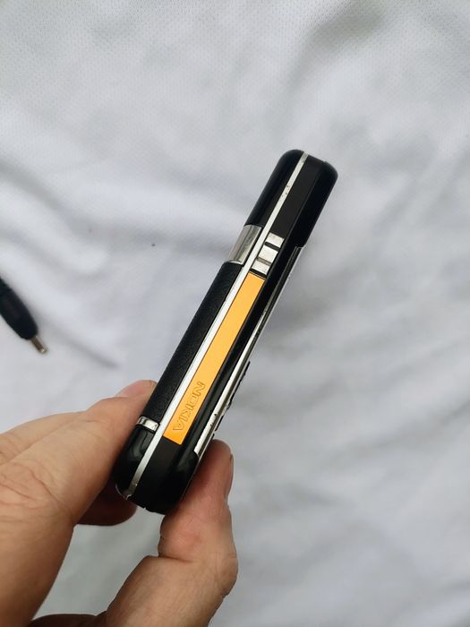 Nokia 7360 + incarcator original ( decodat, stare foarte buna)