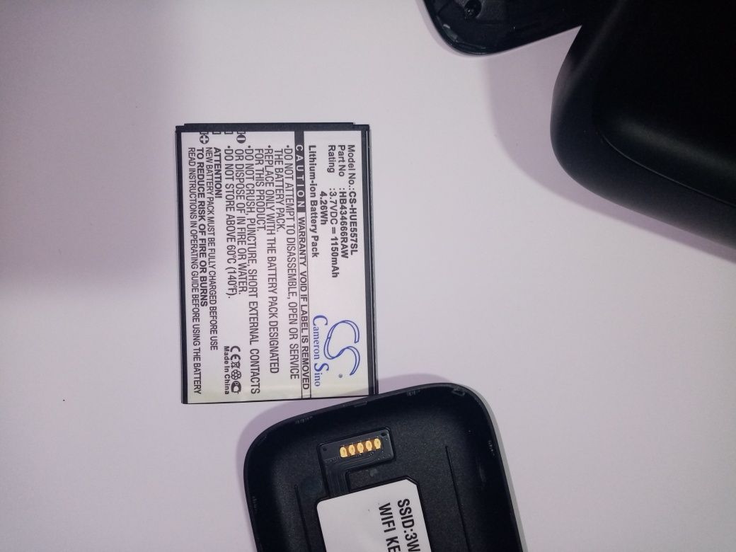 Huawei PocketCube Wifi Station router wireless cartela liber de retea