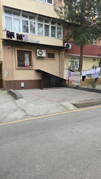 Продаётся  квартира под бизнес