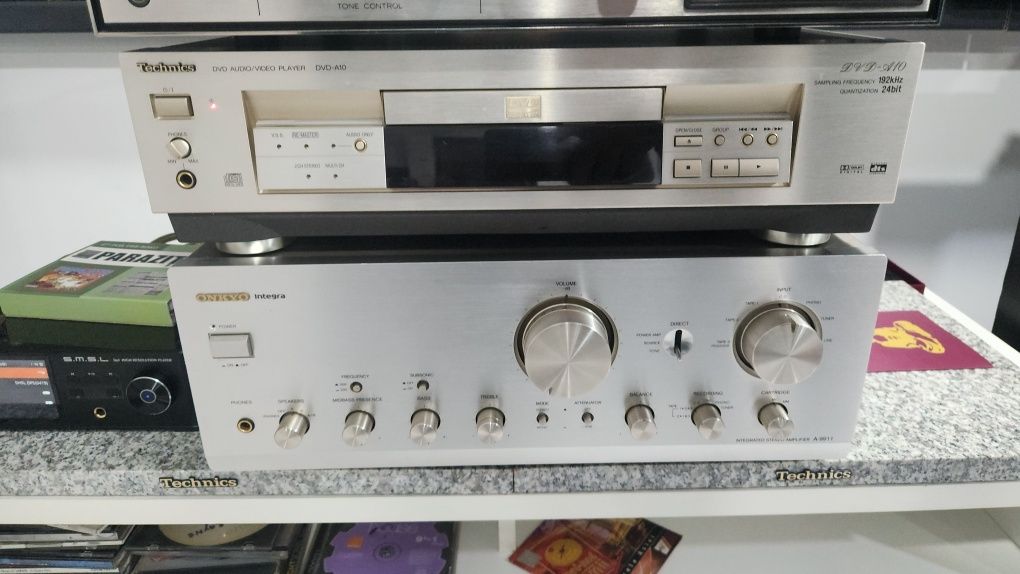 Vând SUPER AUDIO CD-DVD player MARANTZ și diferite piese HI-END !