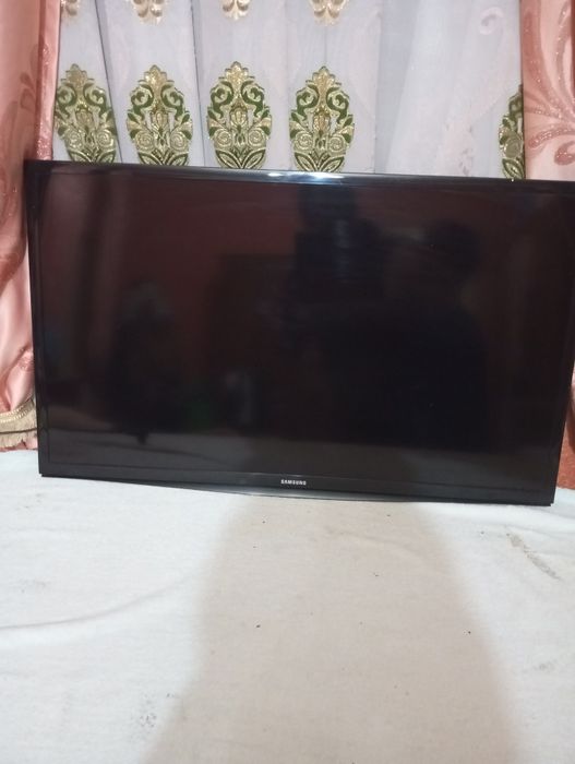 32 diumli televizor yahshi holatda