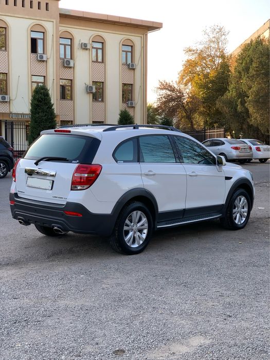 Chevrolet Captiva 4