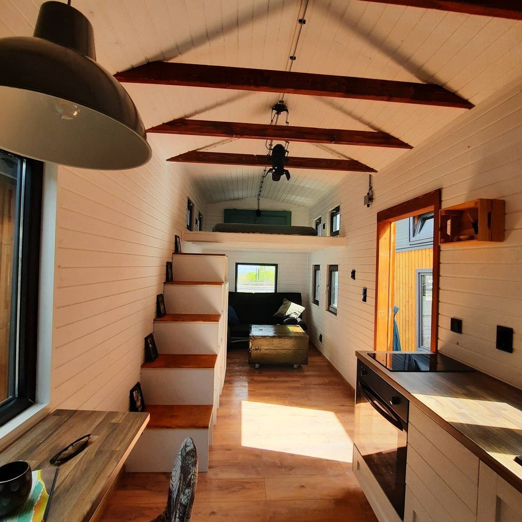 Продава се Къща в София, Карпузица - 20 кв.м за 1750 €/кв.м - Снимка #3