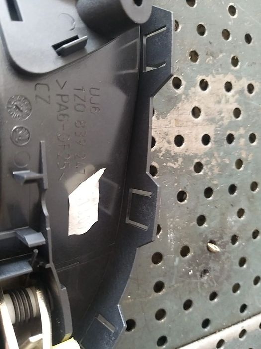 Maner interior buton geam stanga spate skoda yeti 5l 1z0839247 1z0959855