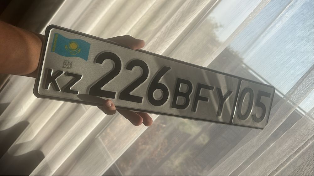 Дубликаты авто номеров ,..