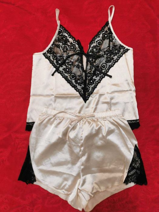 Set pijama din saten, mărimea S