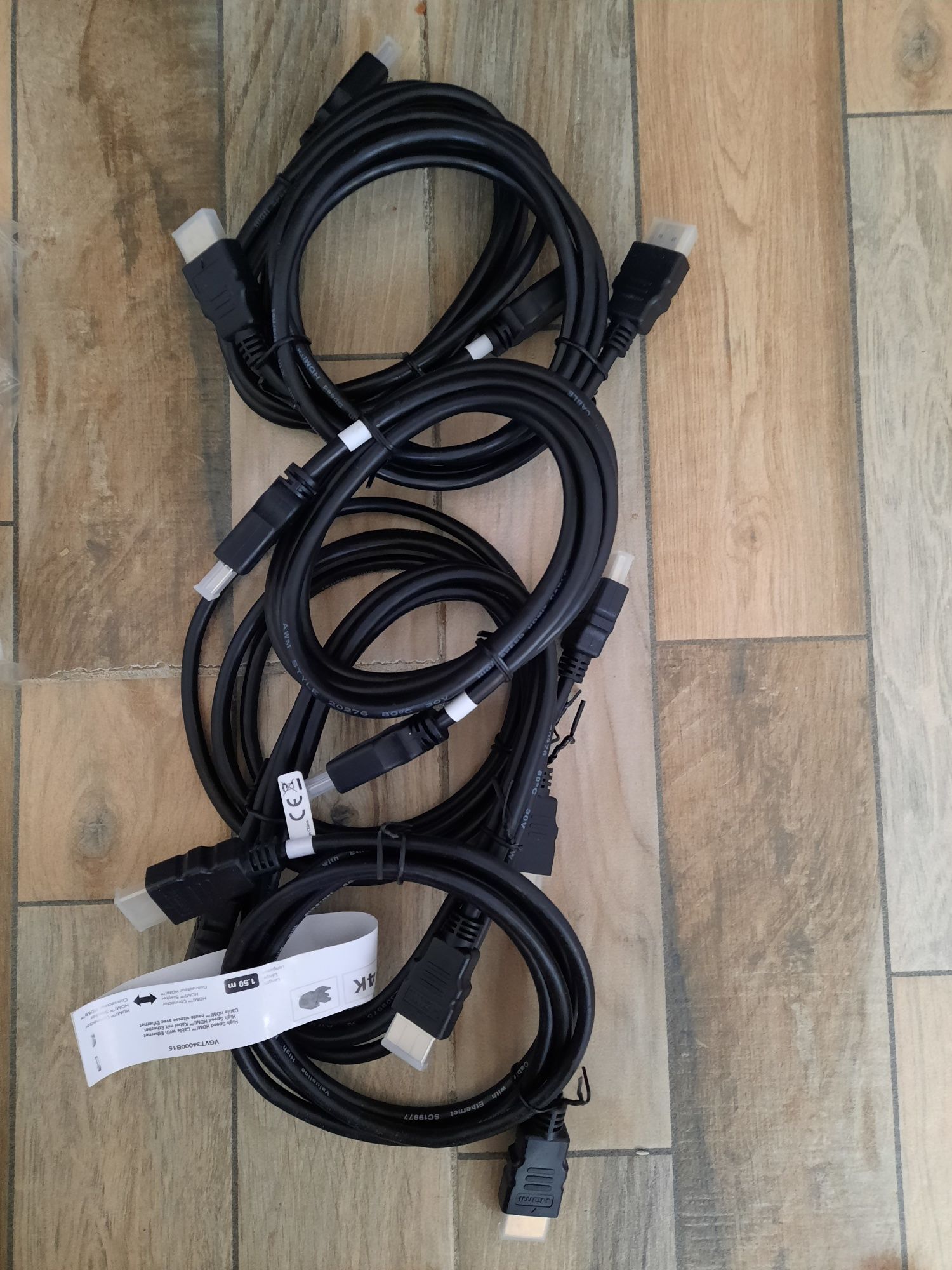 Caburi Hdmi, RCA, LAN, telecomenzi,  incarcatoare