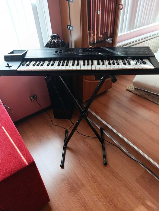 Roland D20 дигитален синтизатор