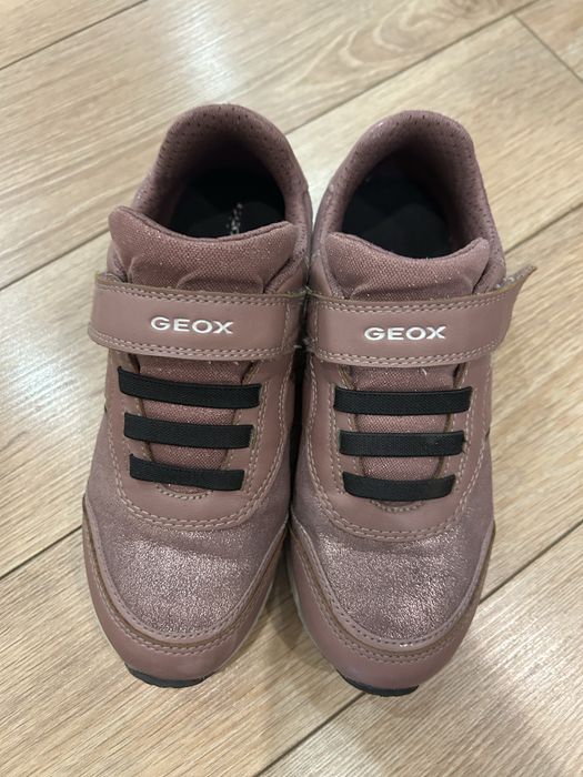 Детски обувки Geox 33 номер