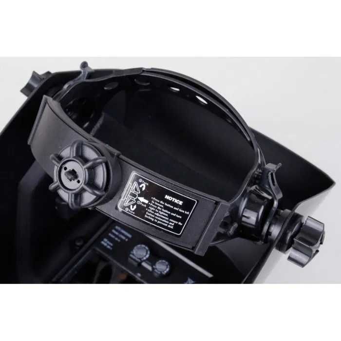 Masca de sudura cu autointunecare automata