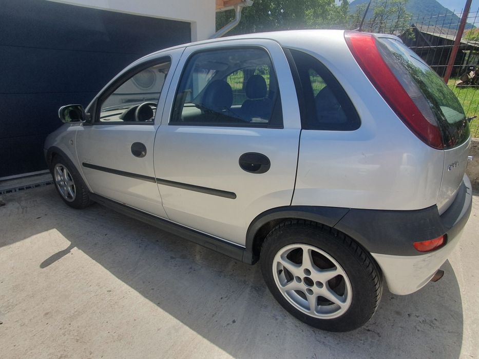 Vând Opel corsa!