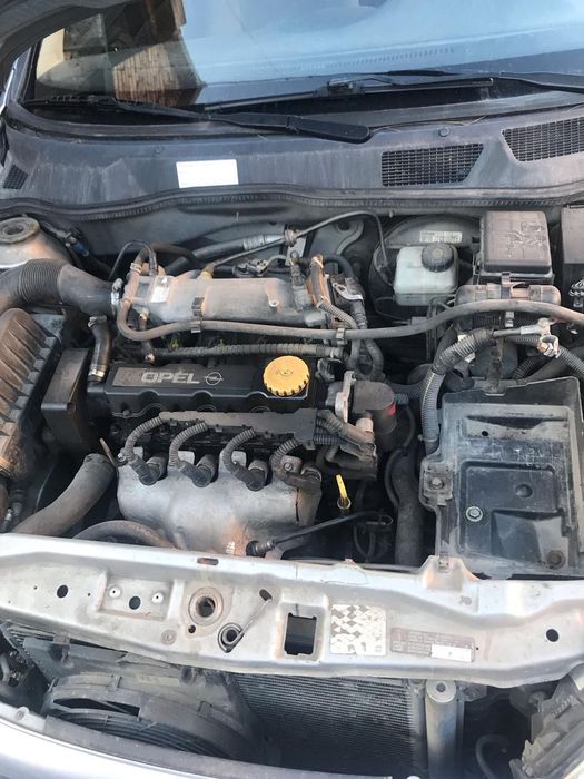 Opel Astra 1.6 benzină