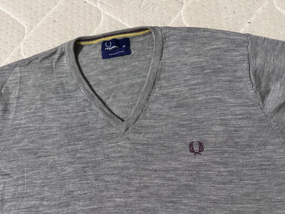 Fred Perry Merino Wool V Neck Sweater