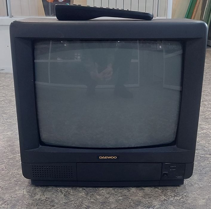 Продам телевизор,