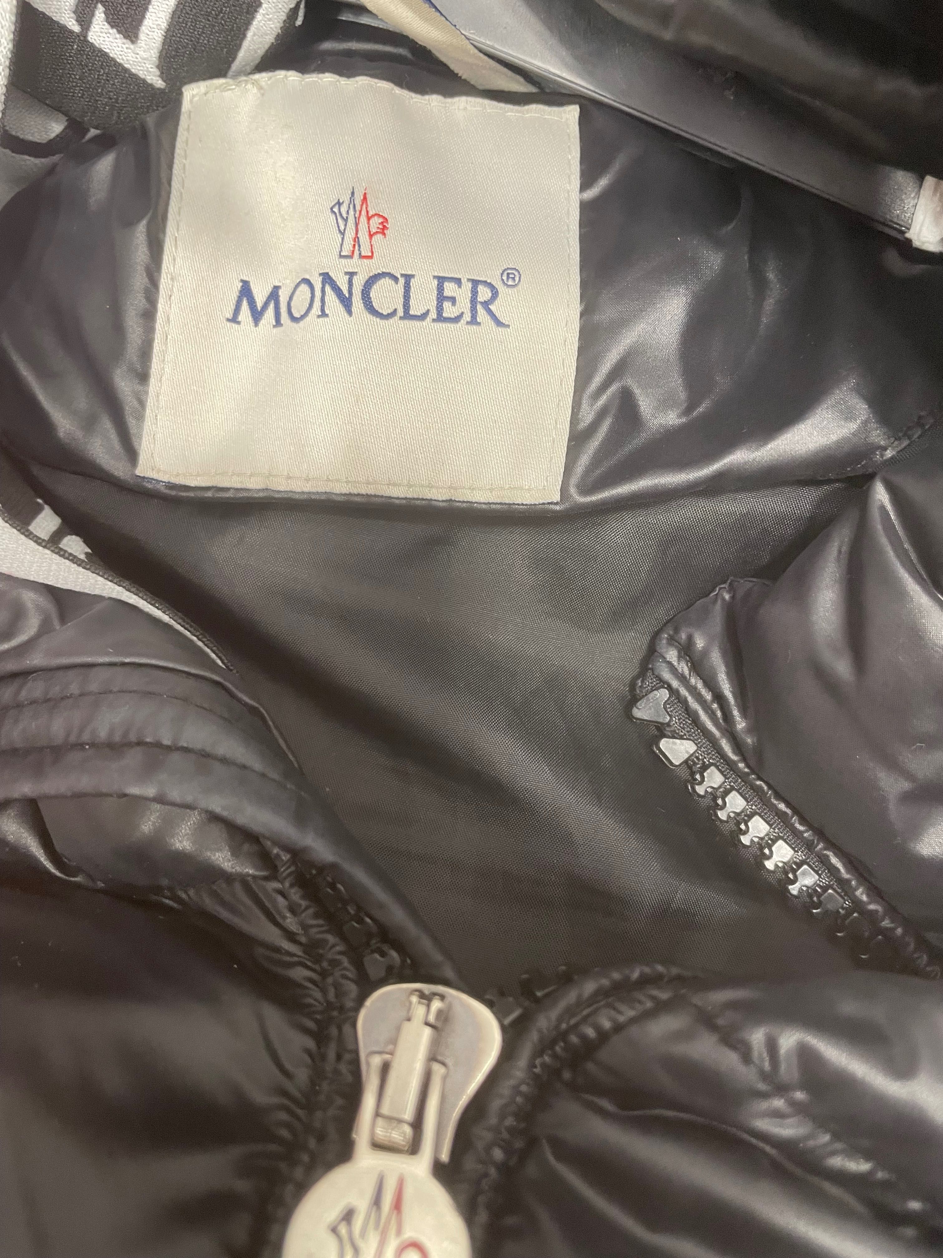 Moncler maya яке
