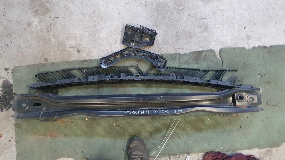 suporti bara spate Vw Tiguan 2