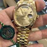 Rolex Day-Date 40mm Yellow Gold R