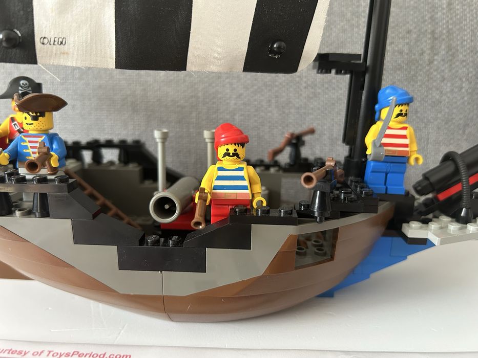 Lego Pirates Renegade Runner 6268