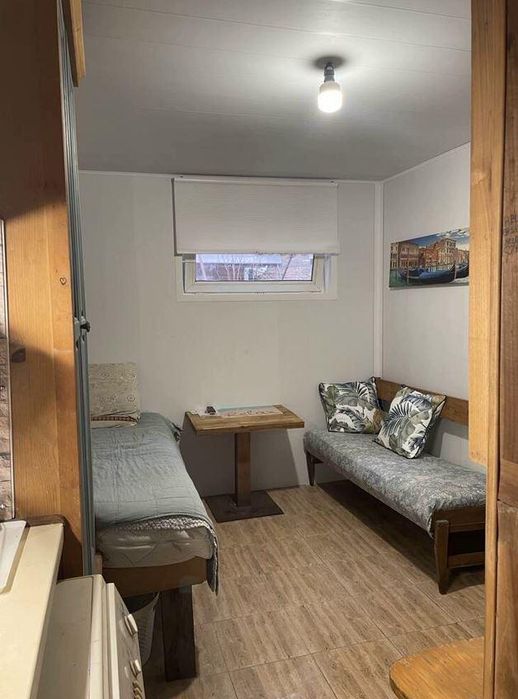 Дава се под наем Едностаен апартамент в Бургас, Център - 23 кв.м за 255 € - Снимка #2