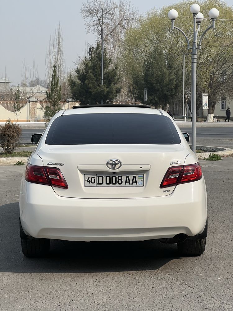 TOYOTA CAMRY sotladi прадаётса