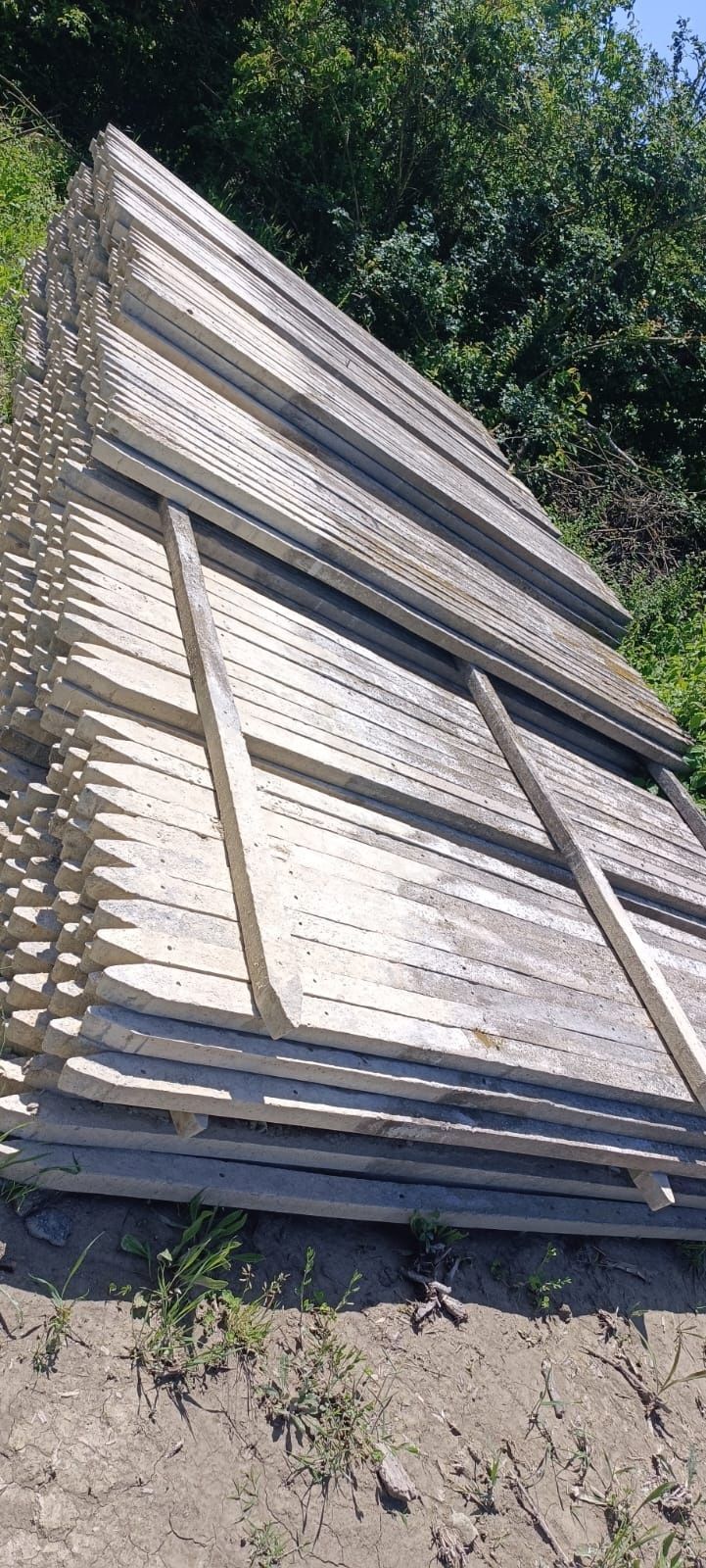 Spalieri stalpi beton