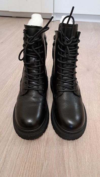 Ботинки зимние женские