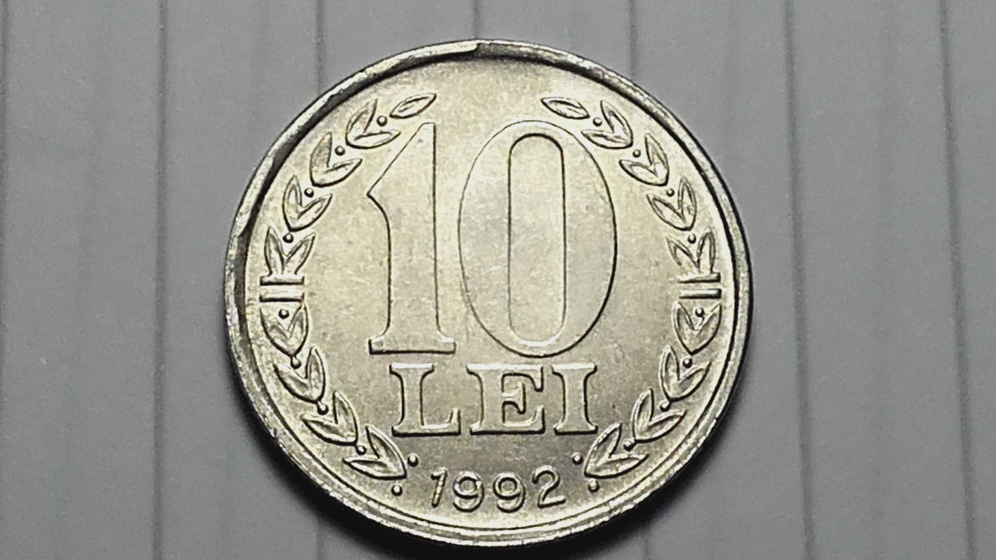 Raritate moneda 10 lei ,pe verso 22 decembrie 1989 impecabila