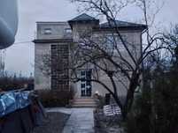 Vând Vila cu teren suprafață 3532 mp si în plus 2000 mp de teren