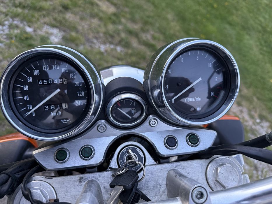 Suzuki GSX 1200 an 2000