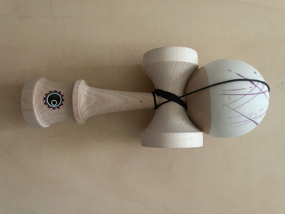 Kendama OKendama, tama REVO