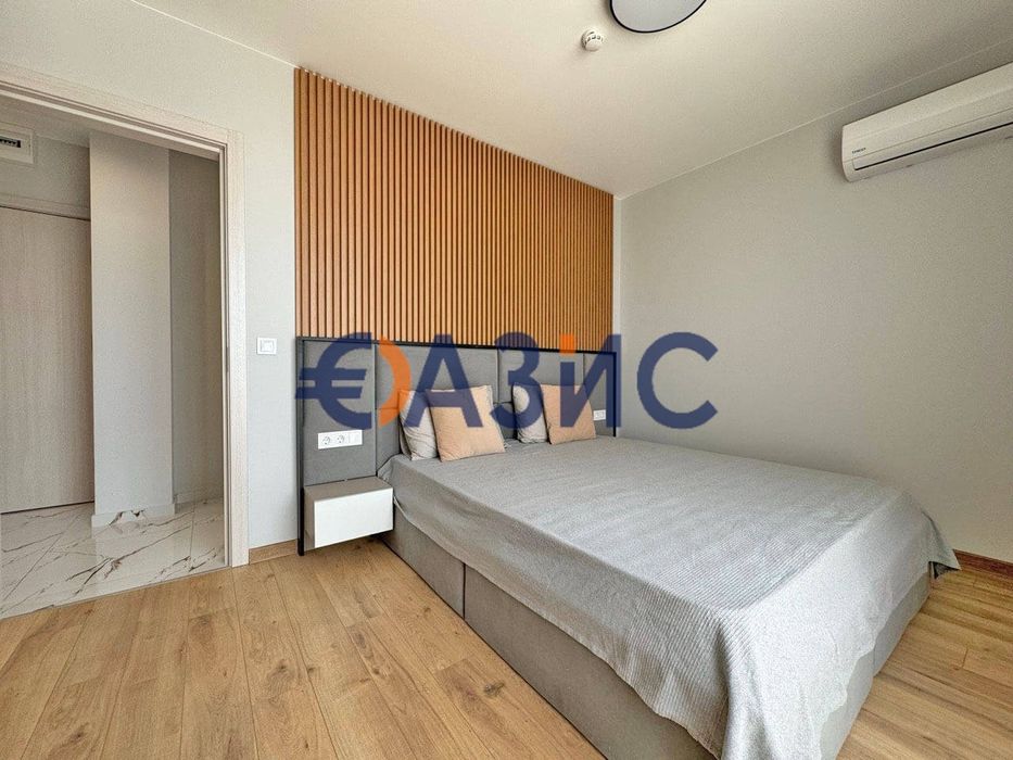 Апартамент с 1 спалня в комплекс Emilia Romana, 102 кв.м., Слънчев