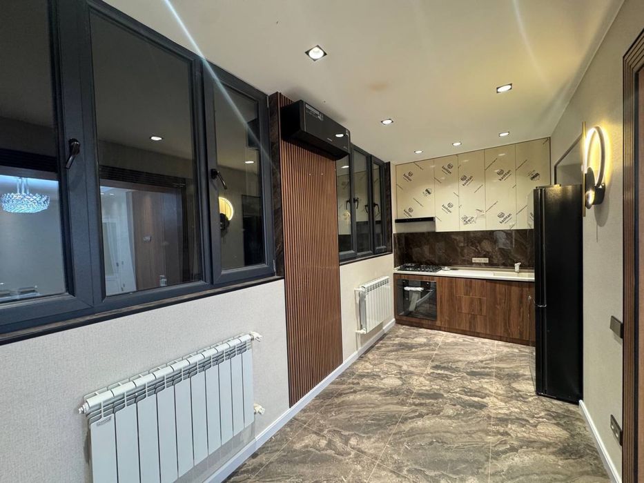 Срочно ПРОДАЕТСЯ 2/4/4 на: ул Измайлова Ор.р: Аккурганская 68м2