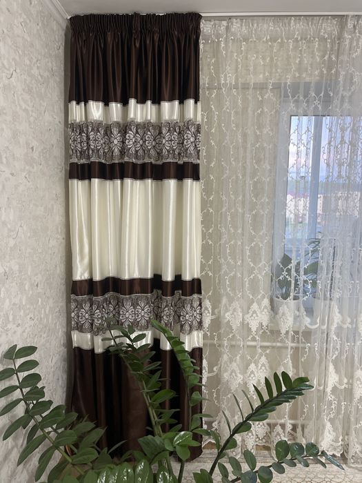 Компоект шторы и тюль 2м + 2м + 6 м тюль. Совершенно новые.