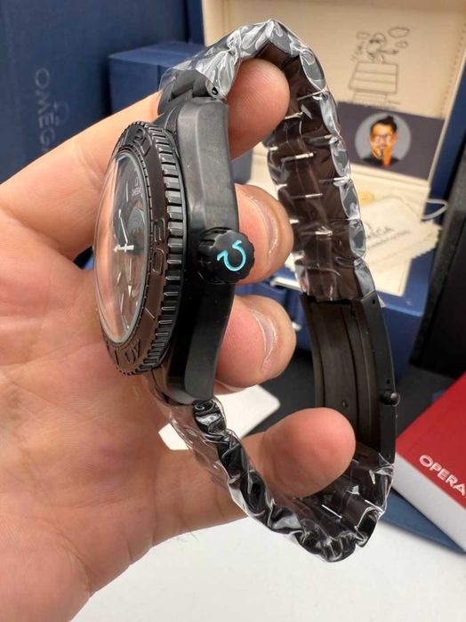 omega seamaster worldtimer black
