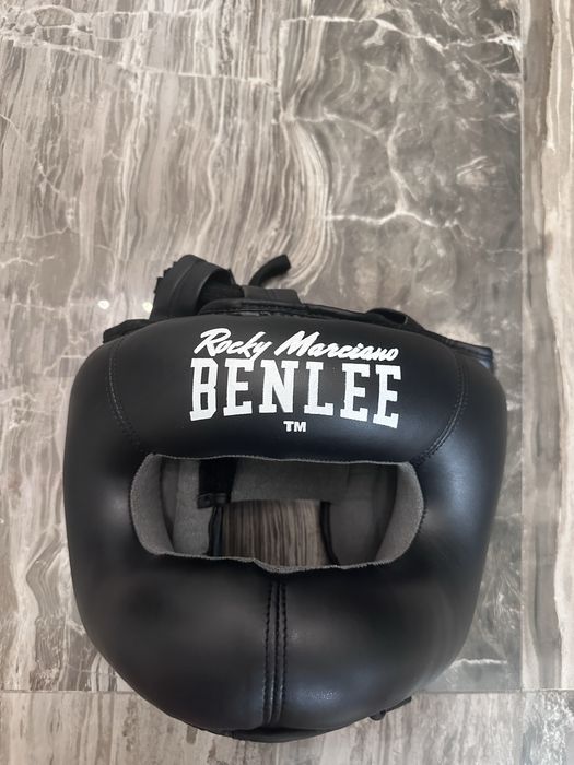 Бамперный шлем бренда BENLEE (линейка «Rocky Marciano»)