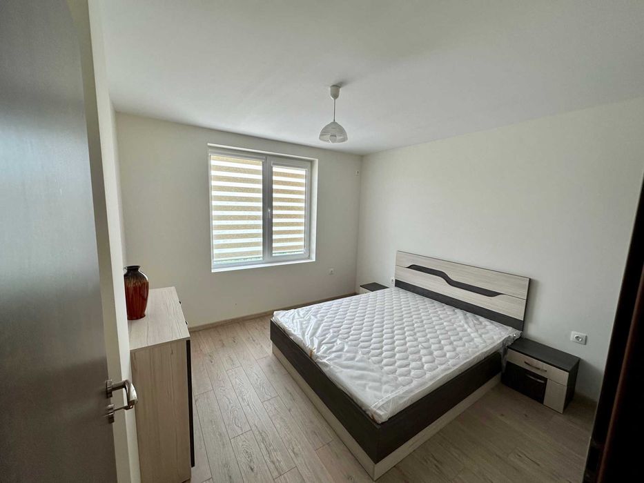 Продава се Двустаен апартамент в Велико Търново, Бузлуджа - 70 кв.м за 1572 €/кв.м - Снимка #2