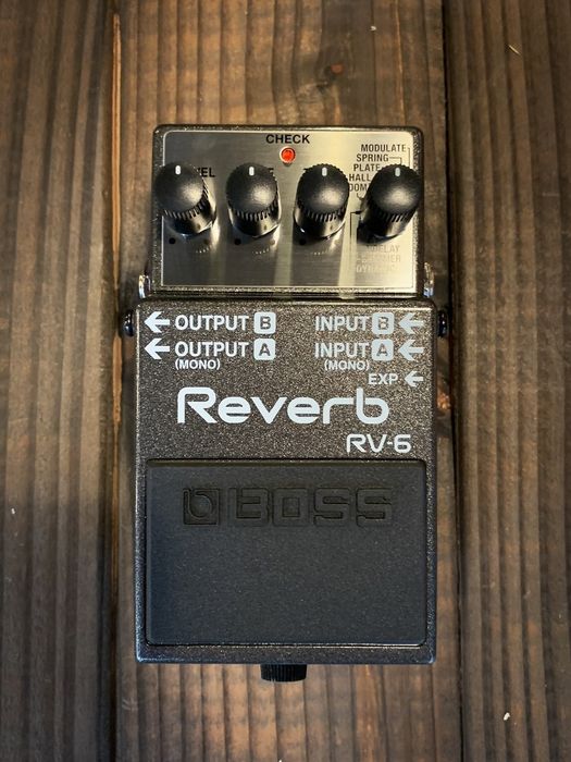 Vând Boss RV-6 Reverb – Made in Taiwan